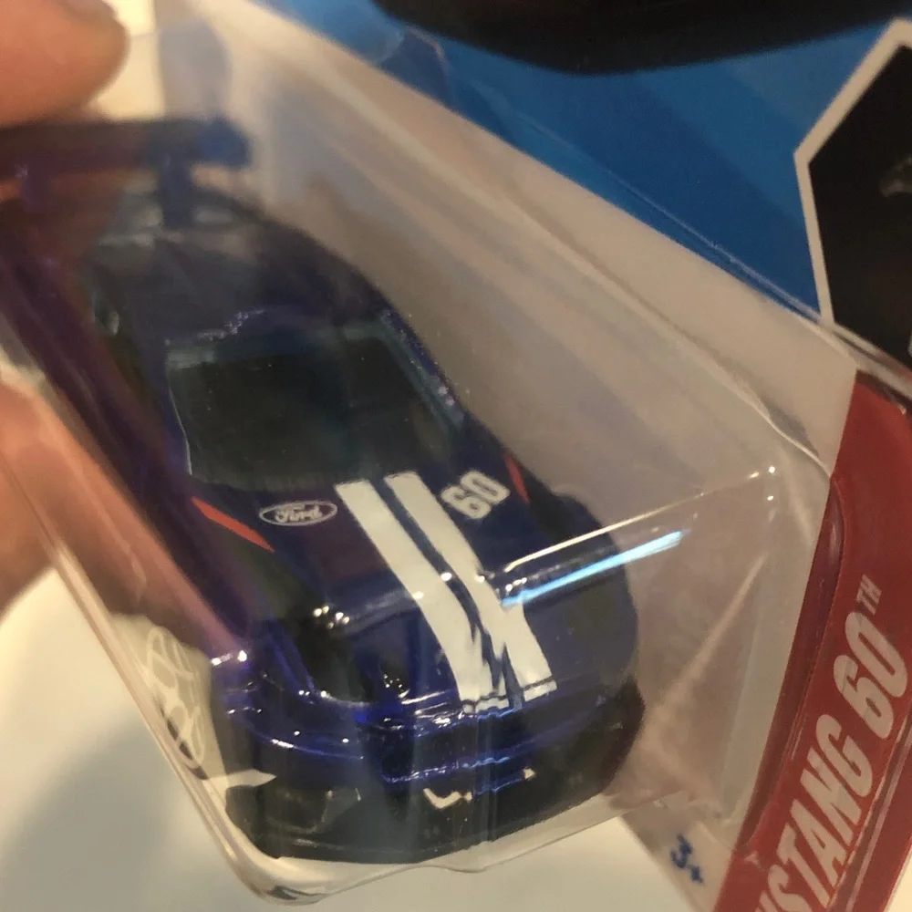 Custom '18 Ford Mustang GT - Blue